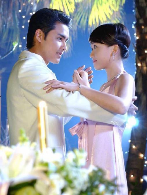 王子变青蛙 在线观看,穿越时空的浪漫邂逅 第3张 王子变青蛙 在线观看,穿越时空的浪漫邂逅 第3张